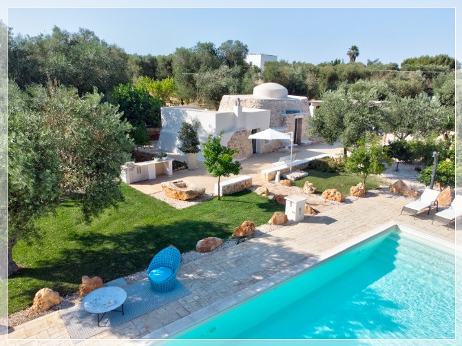 B&B Bed and Breakfast con piscina Trulli Moonlight da Grace Contrada Donnagnora Ostuni Brindisi Italia 